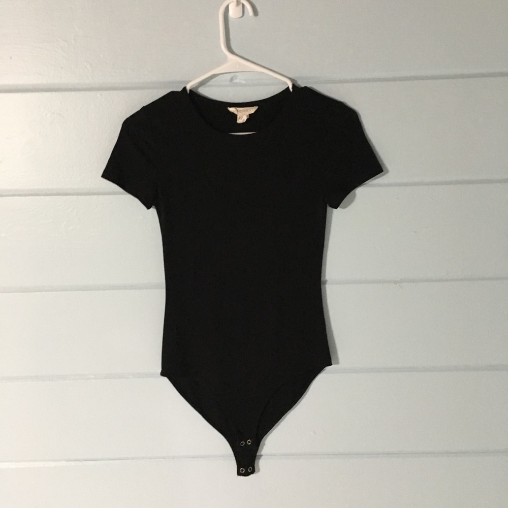 black fitted t-shirt bodysuit